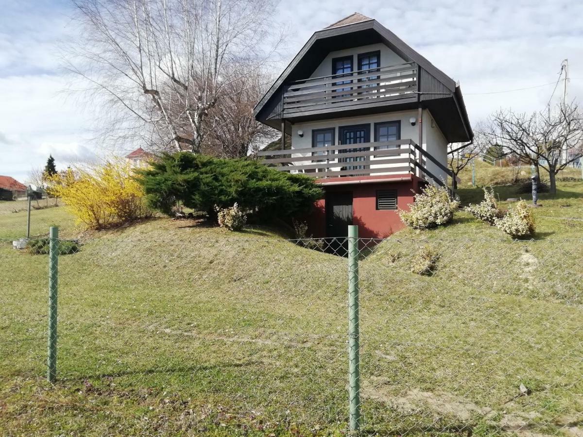 Villa Karesz Nyaralohaz Zalakaros Exterior foto